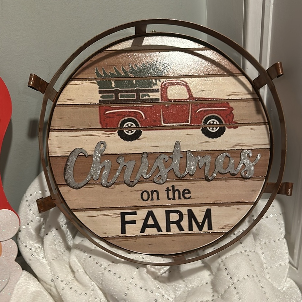Christmas on the farm Red Truck home decor - Picture 2 of 2